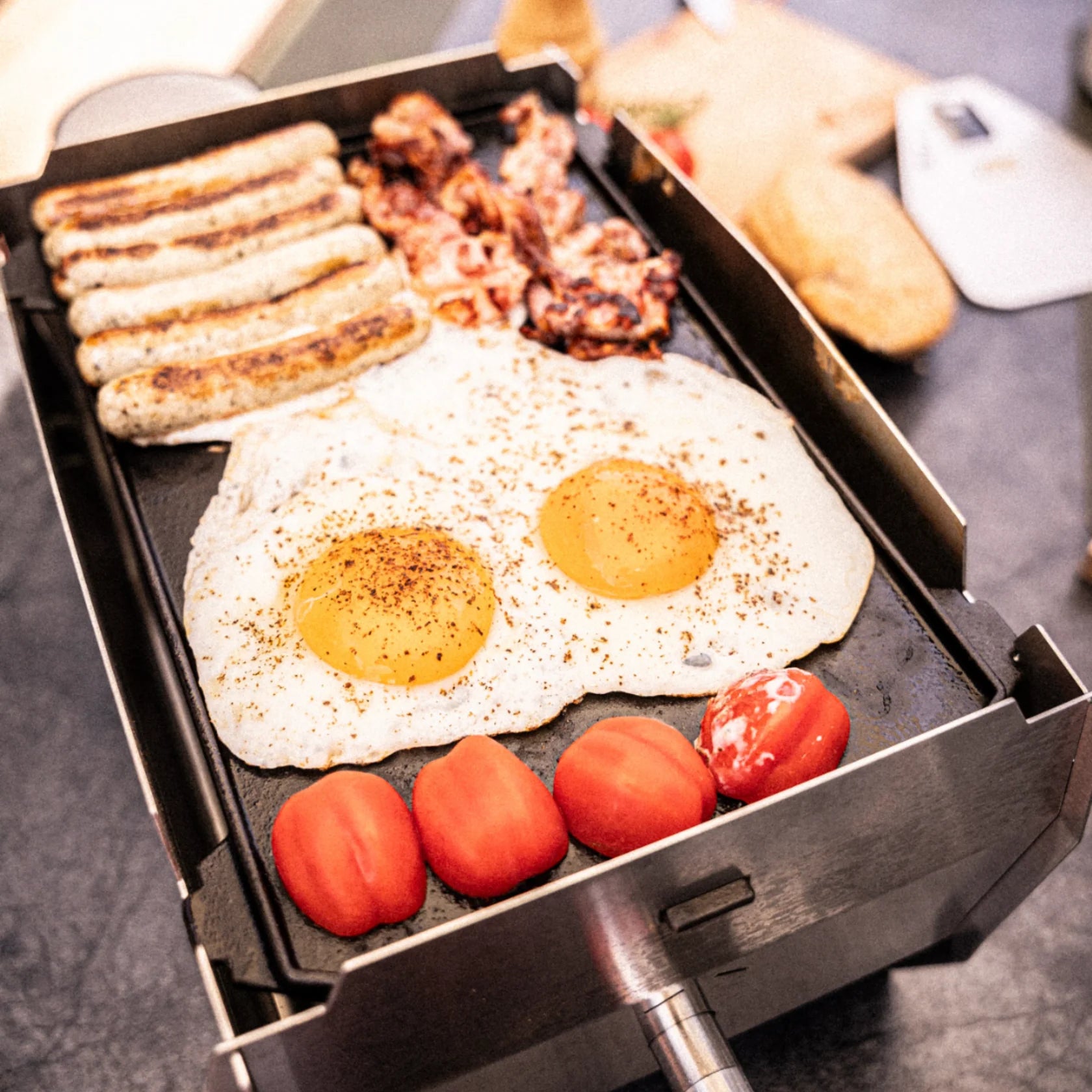 Skotti Kast – Plaque de cuisson réversible pour barbecue