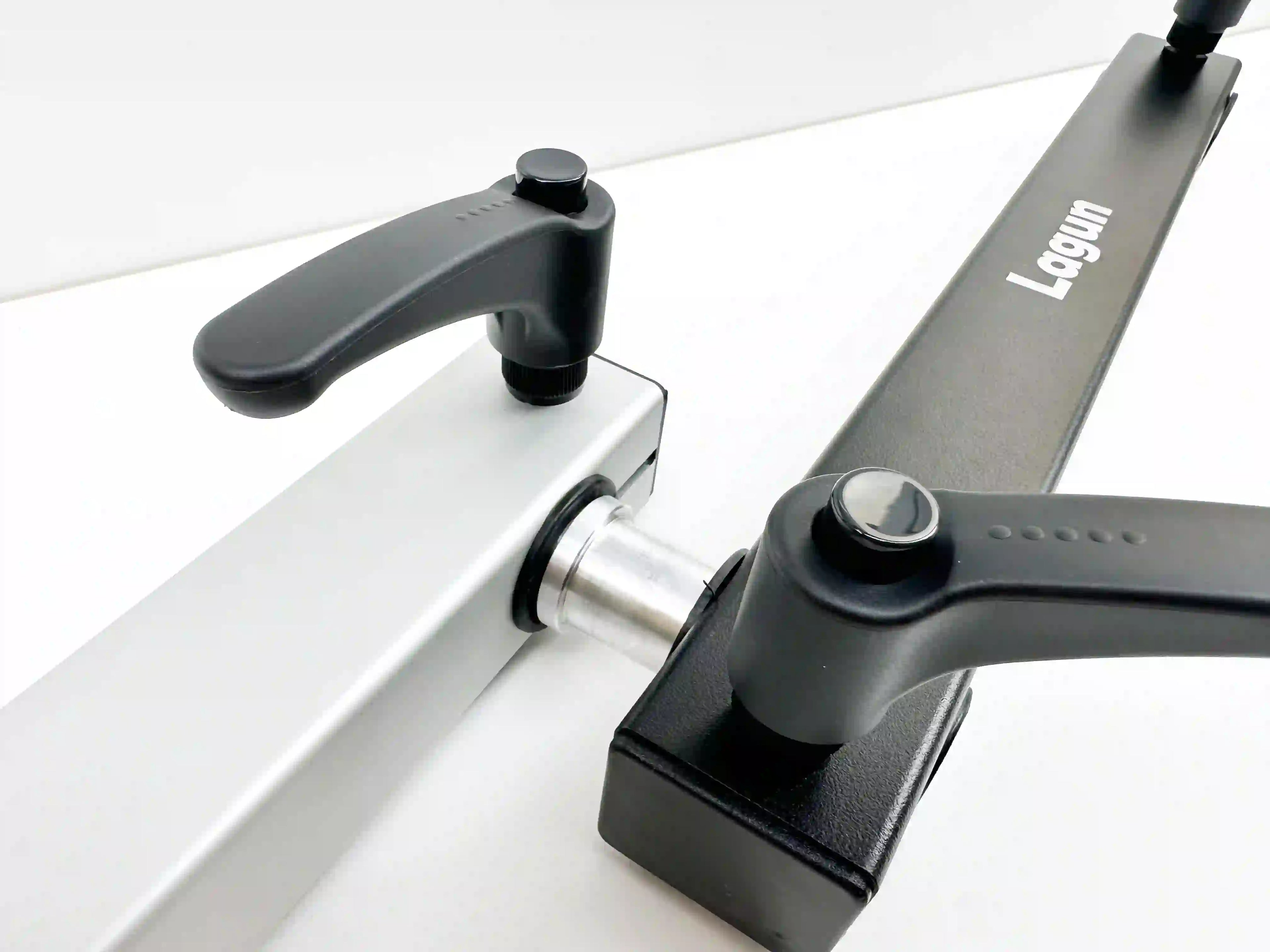 Lagun table extension bolts for connecting two arms