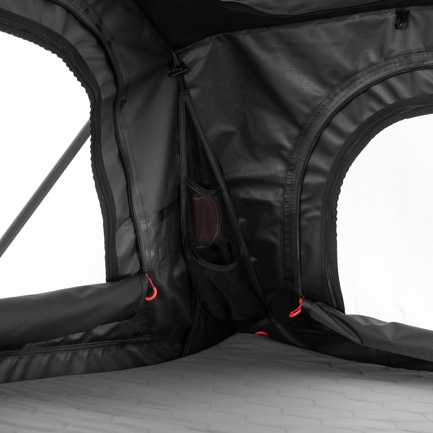 qeedo Freedom Compact 3: The light and compact roof tent for three
